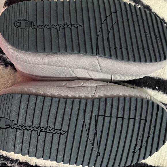 Champion Gray Slippers with Red Accents - Picture 2 of 2